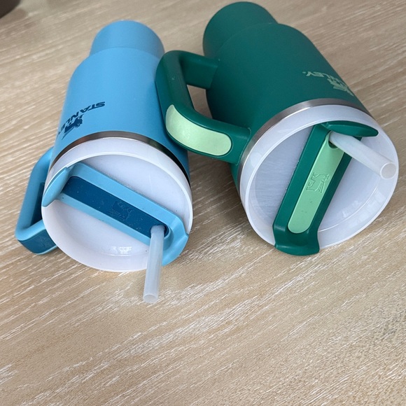 Bundle of 2 Stanley 40 oz. Tumblers - Picture 5 of 6